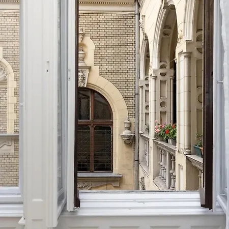 Appartement Center 2 Bedroom Apartment!