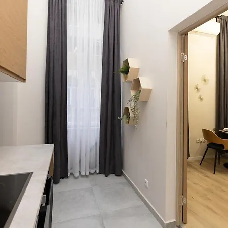 Center 2 Bedroom Apartment! Апартаменты Будапешт